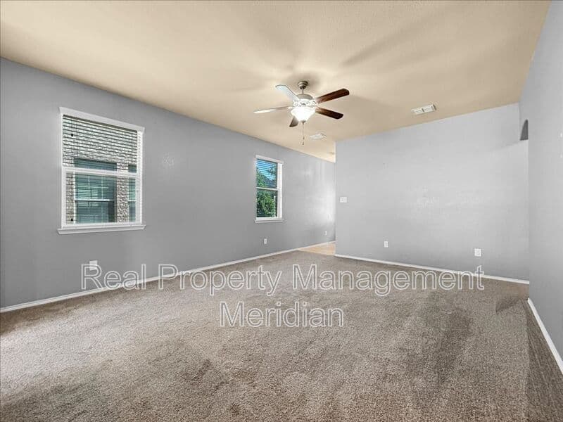 Fort Worth House: 12312 Walden wood Dr