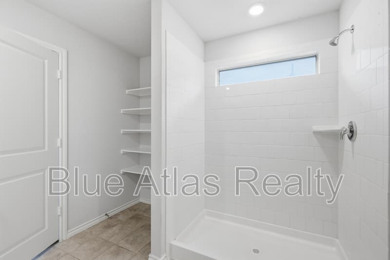 Fort Worth House: 401 Bent Oak Drive