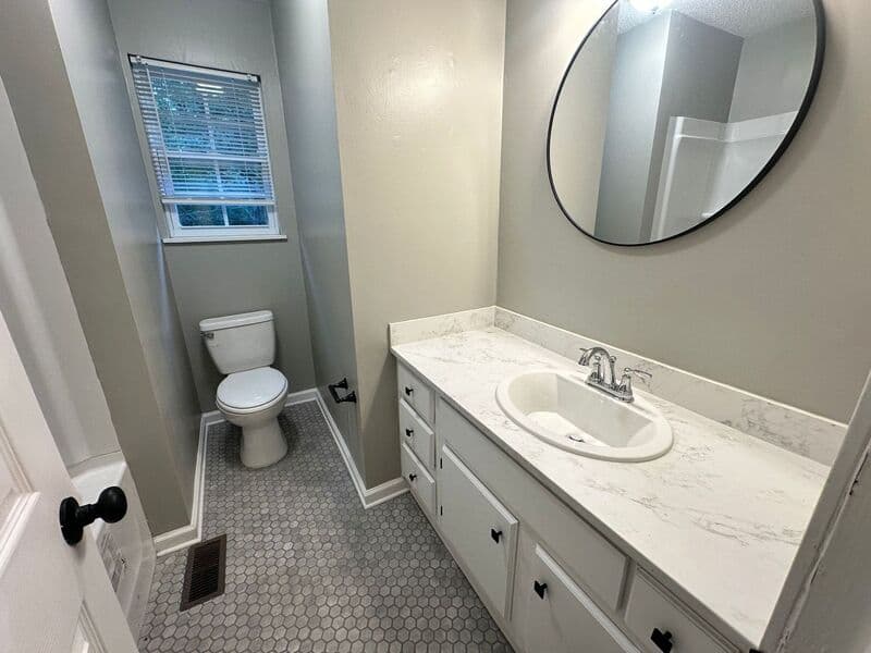 Birmingham House: 5997 Amber Hills Rd