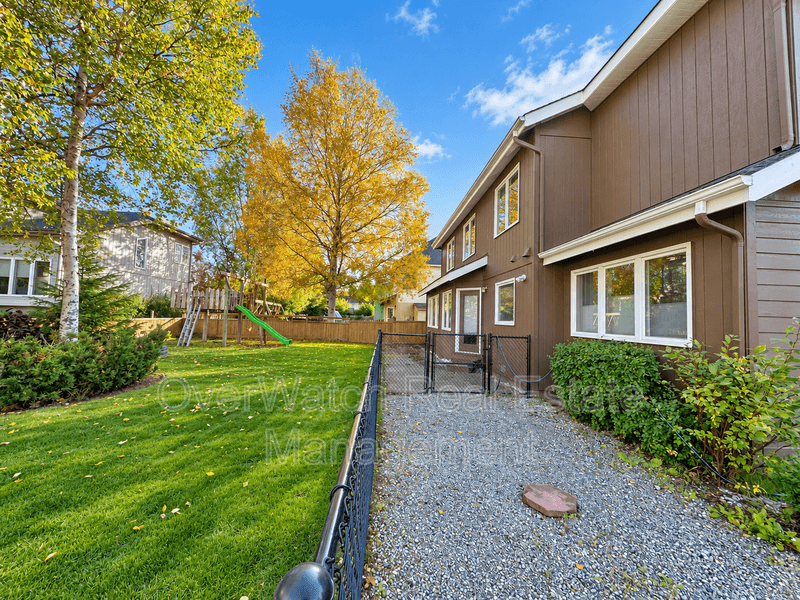 Anchorage House: 2523 Brook Hill Cir