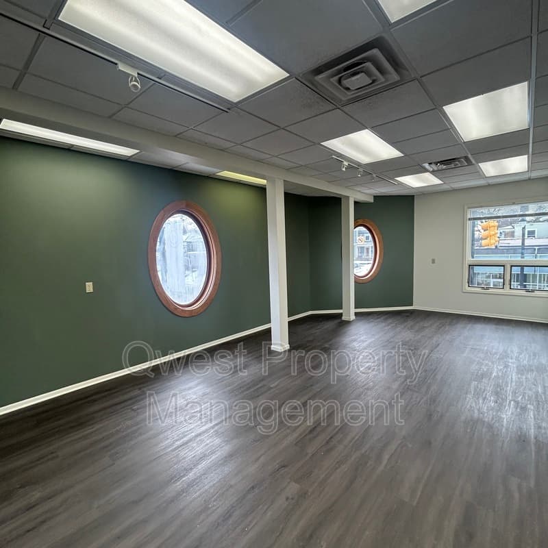 Grand Rapids House: 975 Cherry St. SE