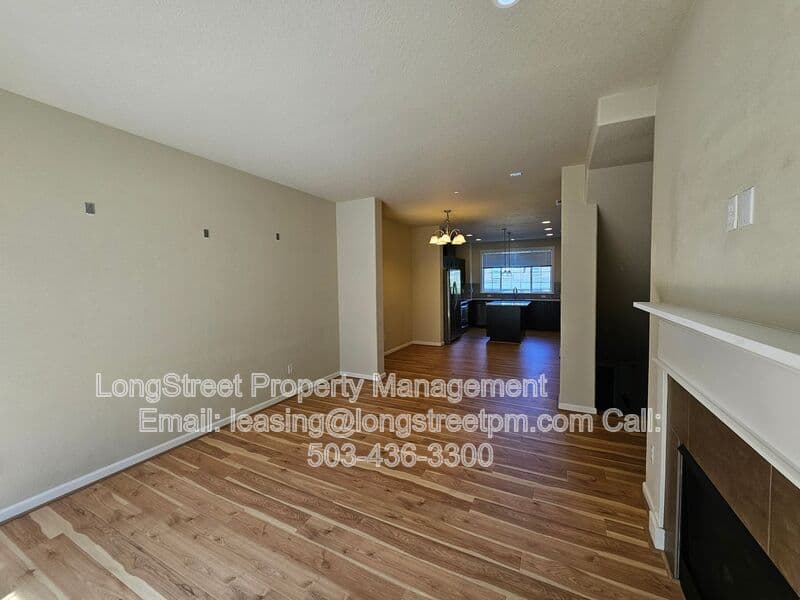 Portland Townhome: 14976 NW Orchid St
