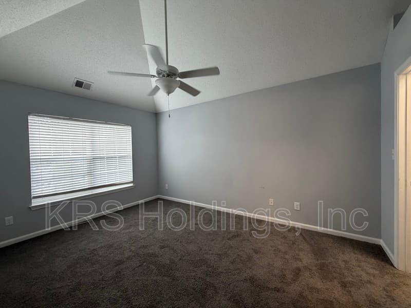 Chesapeake Condo: 910 Rue Marseille