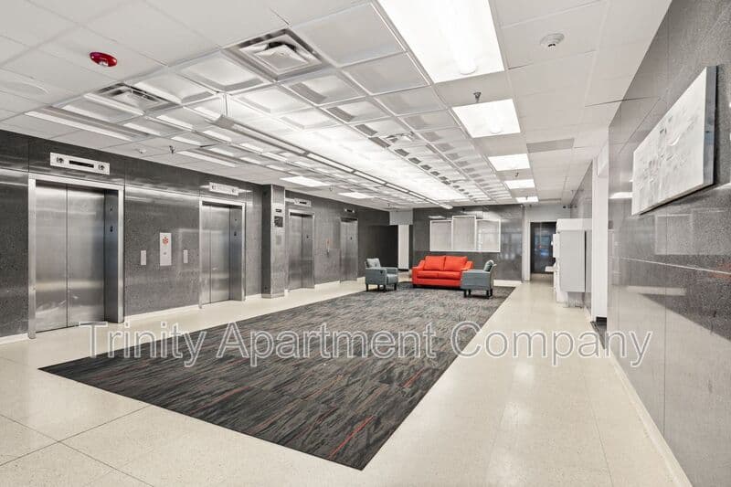 Albuquerque Apartment: 517 Gold Ave Sw