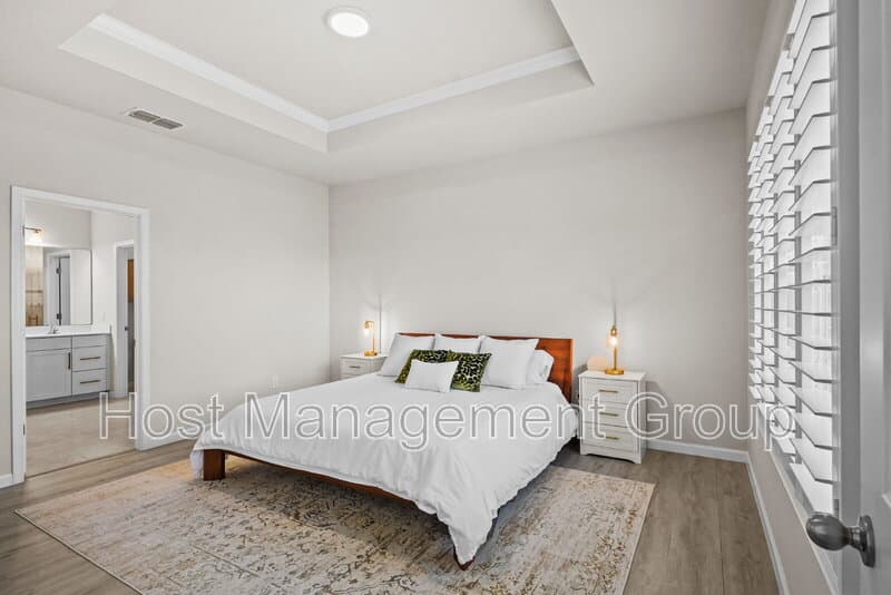 Minneola House: 3234 Hill Point St
