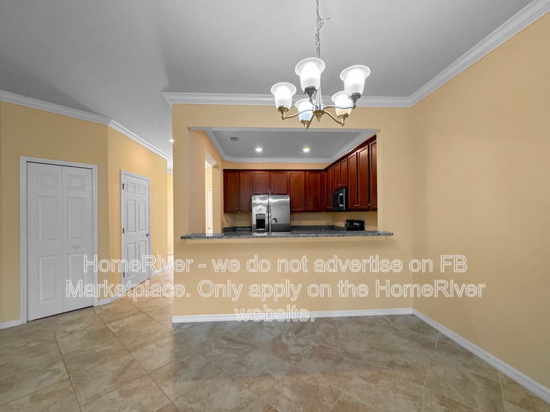 Fort Myers House: 10176 Via Colomba Cir
