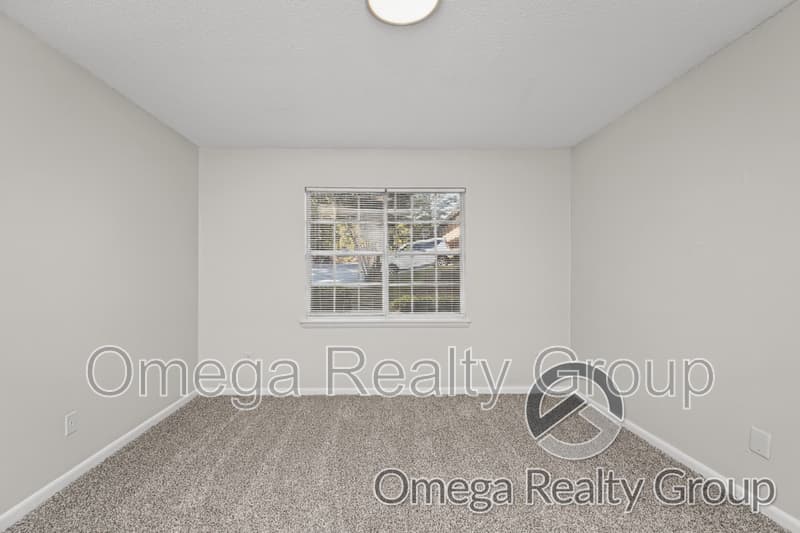 Hoover Apartment: 3311 Woodley Ct