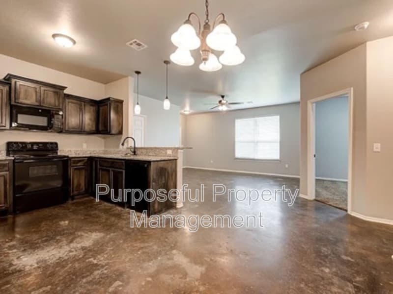 El Reno House: 1867 Cypress Lane