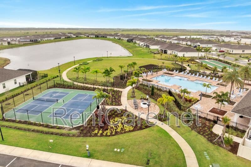 Kissimmee House: 1848 Spring Shower Circle
