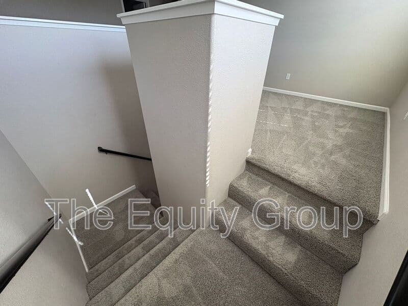 Clovis House: 3461 Alcove Way