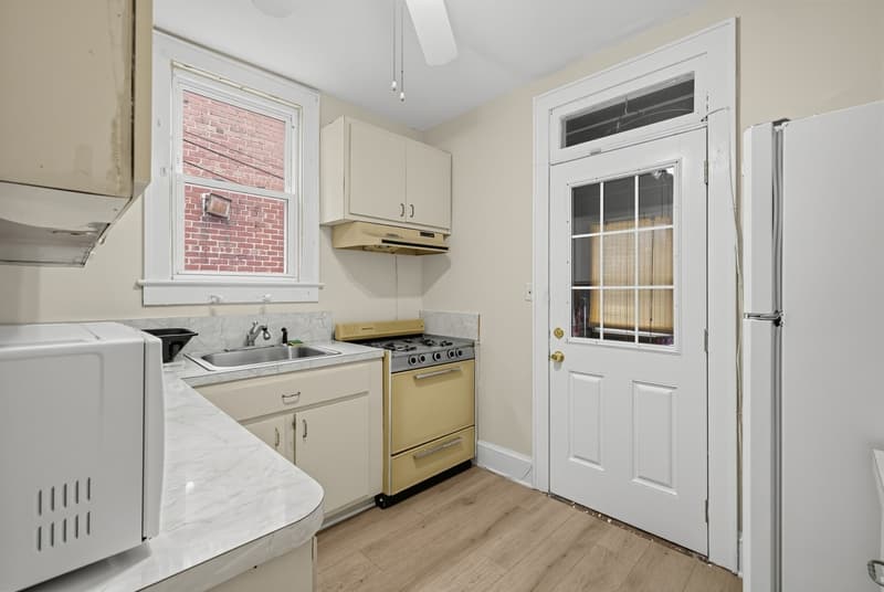 Washington House: 1508 19th Street Southeast