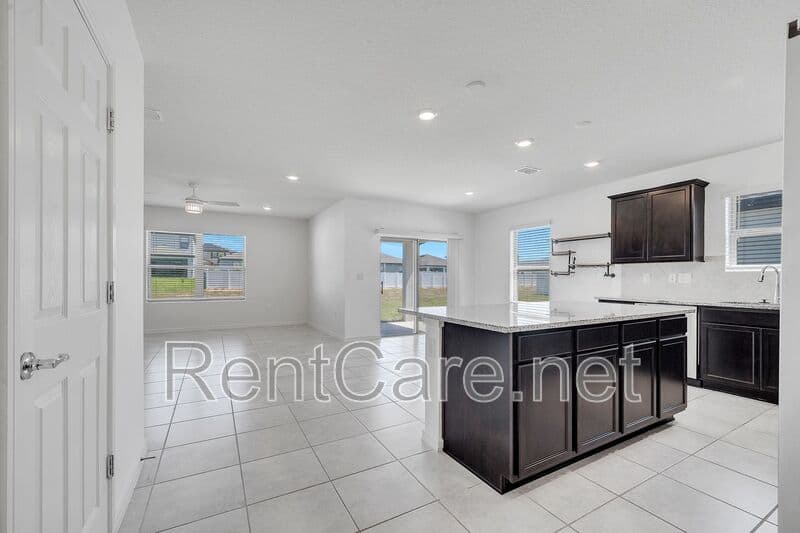 Davenport House: 309 Citrus Isle Loop