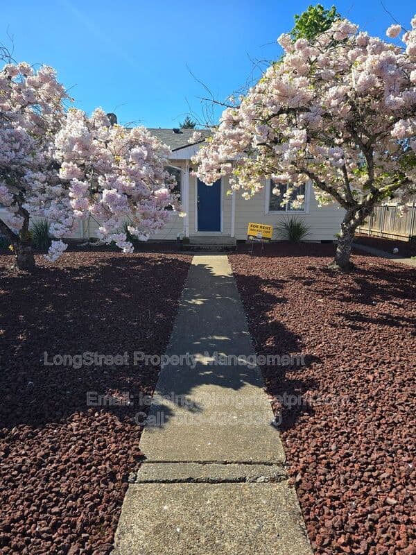 Corvallis Condo: 350 SE Lilly