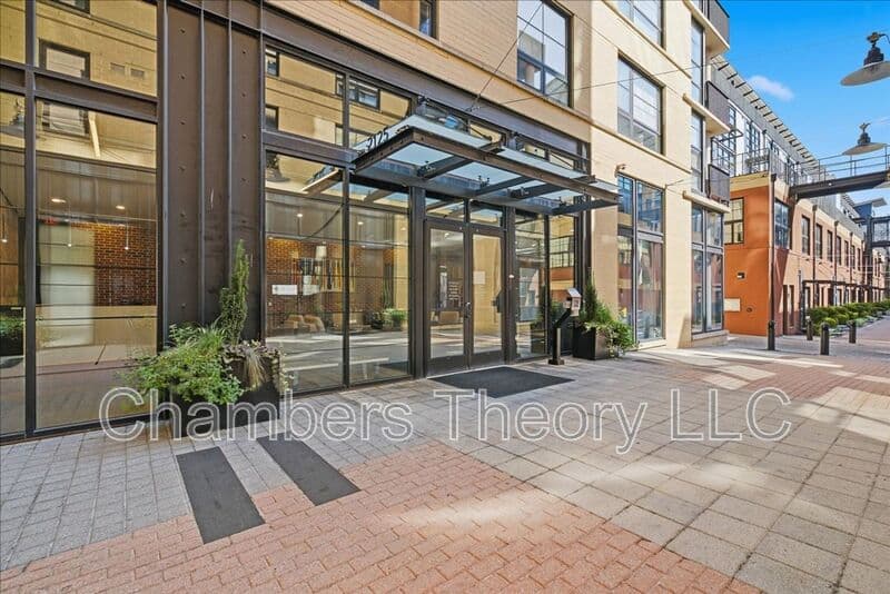 Washington Condo: 2125 14Th St NW