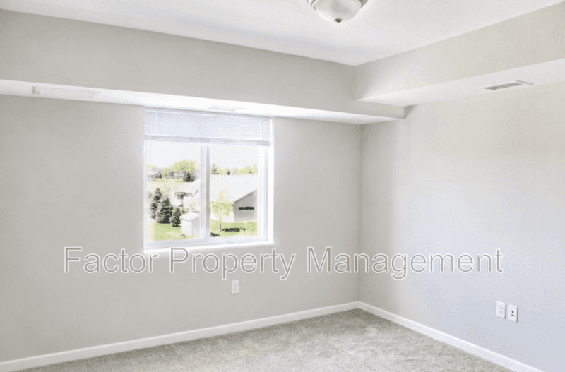 Belle Plaine Apartment: 561 Elk Street South