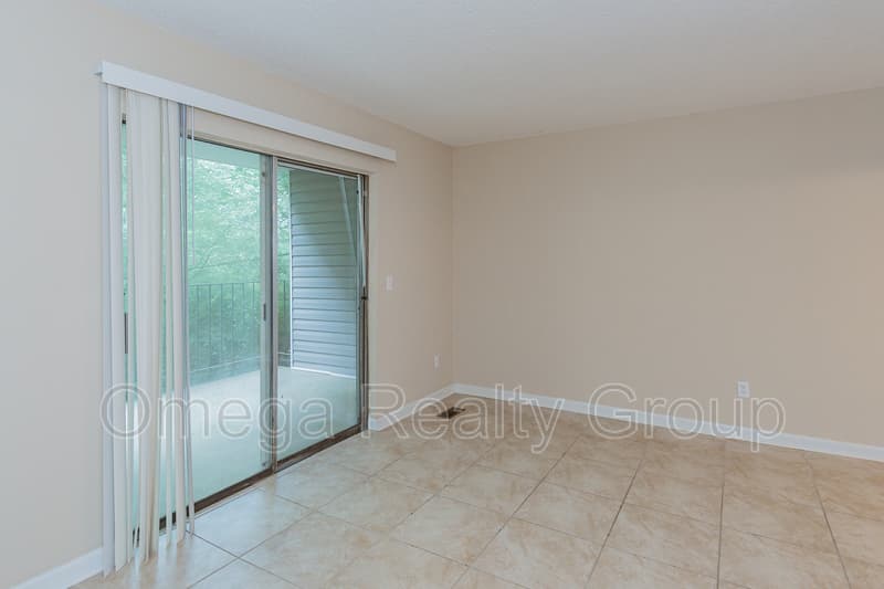 Jasper Condo: 1600 14th Ave E