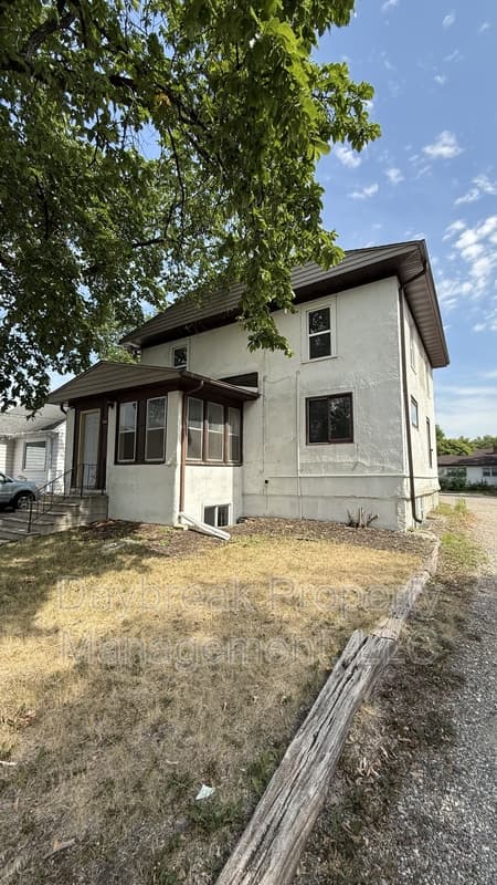 Fargo Condo: 1235 11 1/2 Street North - 3