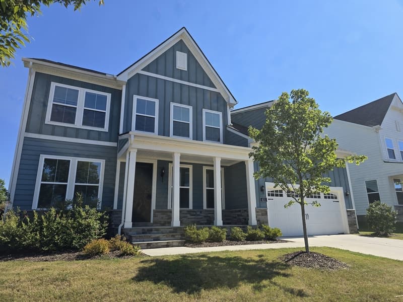 Knightdale House: 421 Hawkeye Drive