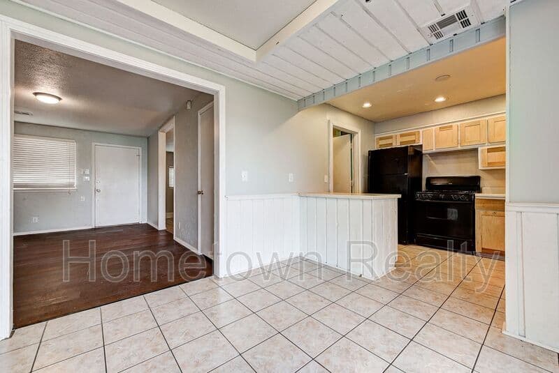 Oklahoma City House: 2817 SW 82nd Street
