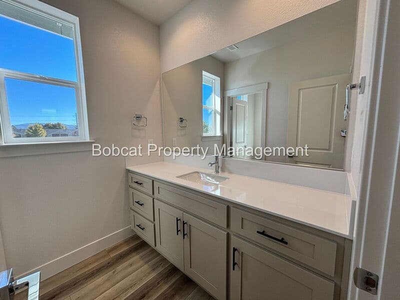 Carson City House: 1383 Vine Gate Rd