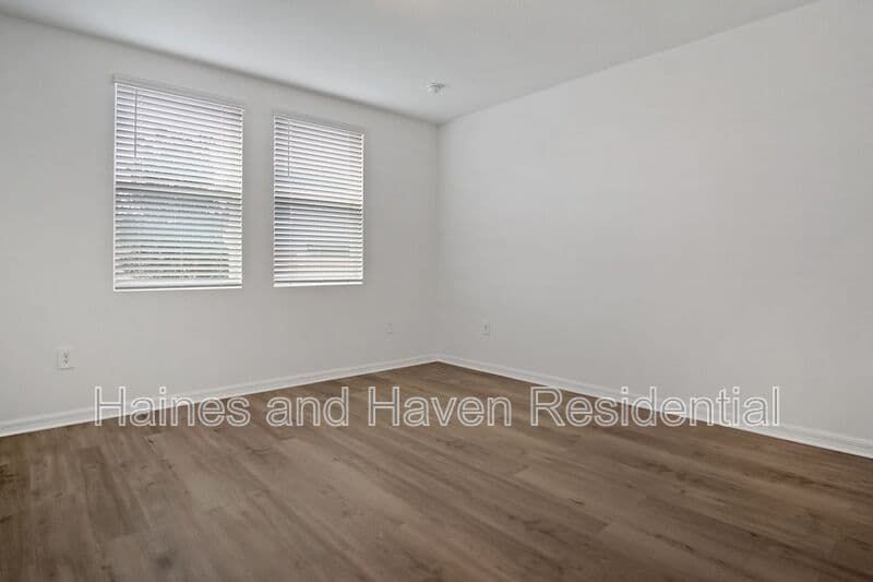 Haines City House: 1378 Current Pl