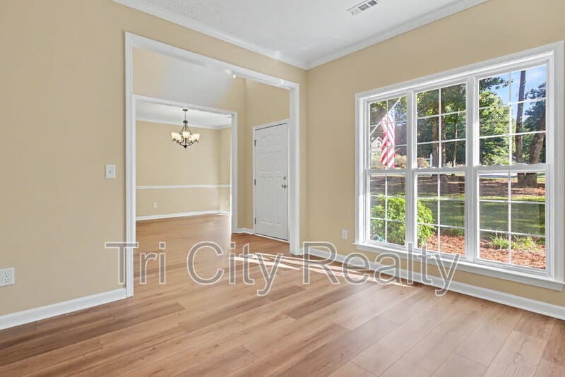 Sharpsburg House: 75 Sycamore Way