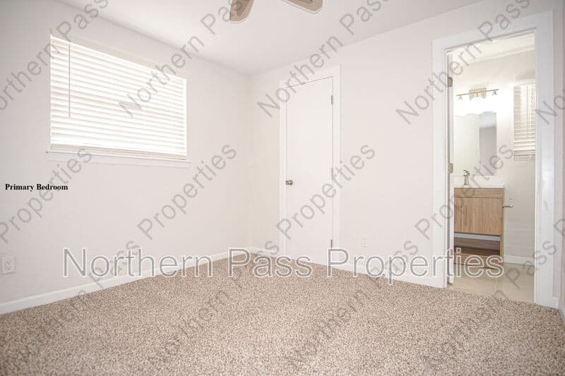 El Paso House: 4920 Alps