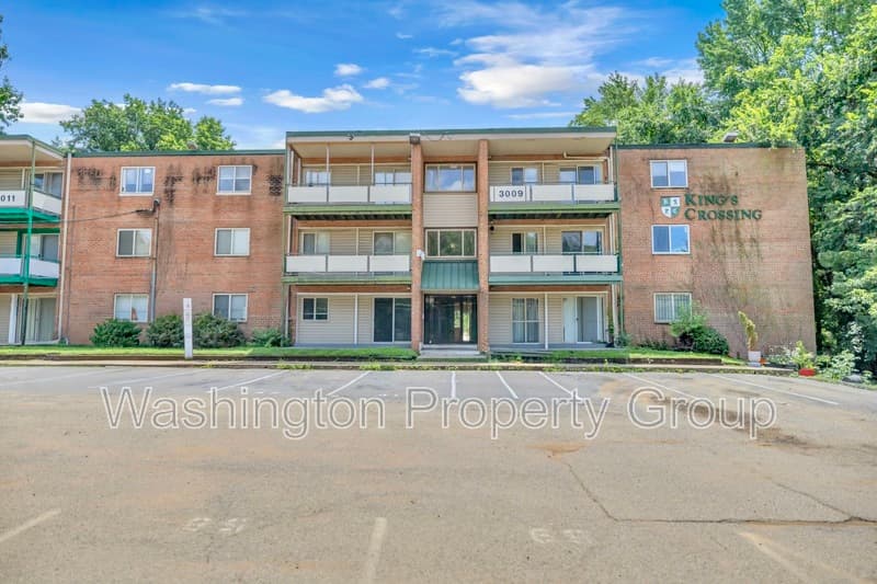 Temple Hills Condo: 3009 Southern Ave