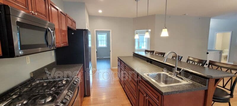 Ballston Spa House: 2057 Rowley Road