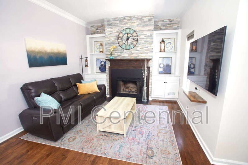 Johns Creek House: 220 Preston Oaks Dr