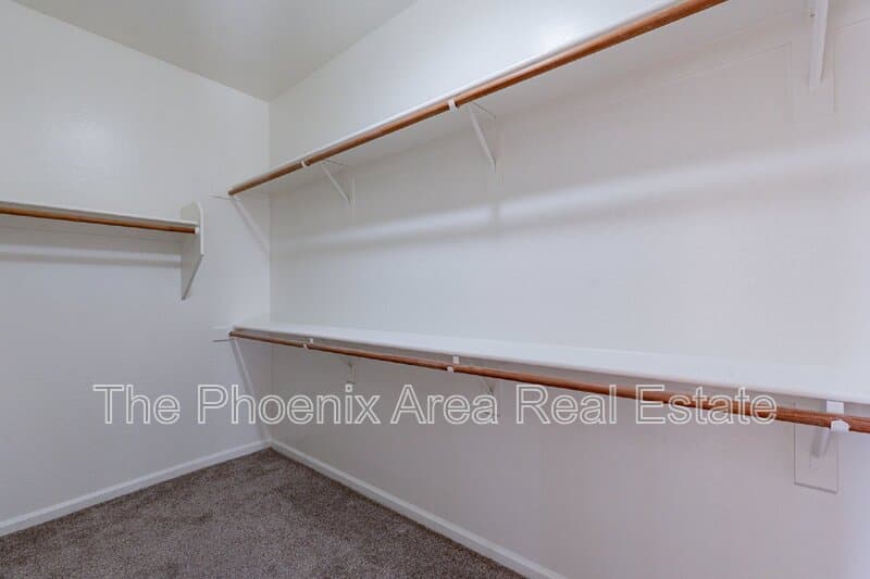 Mesa House: 4133 E Elmwood St