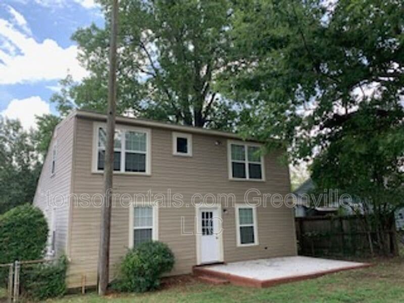 Greenville House: 505 State Park Road