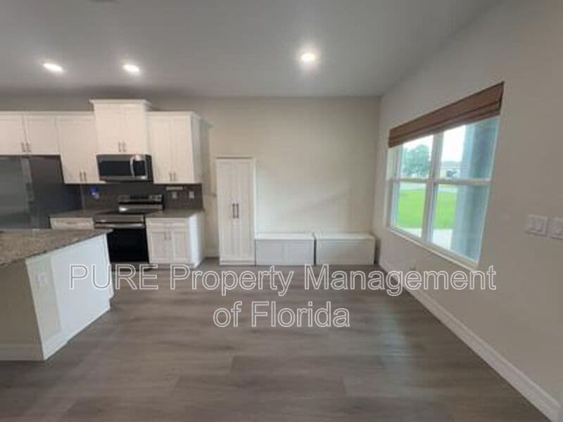 Ocala House: 13831 Sw 33rd Terr