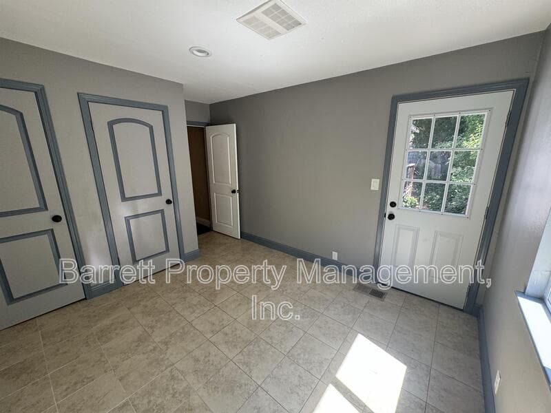 Grass Valley House: 410 W. Main St