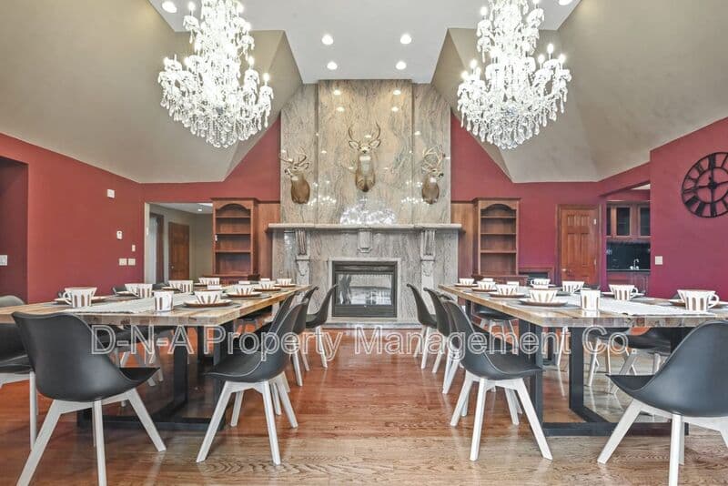 Mount Pocono House: 133 Montanesca Road