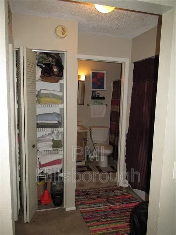 Brandon House: 914 Burlwood Street