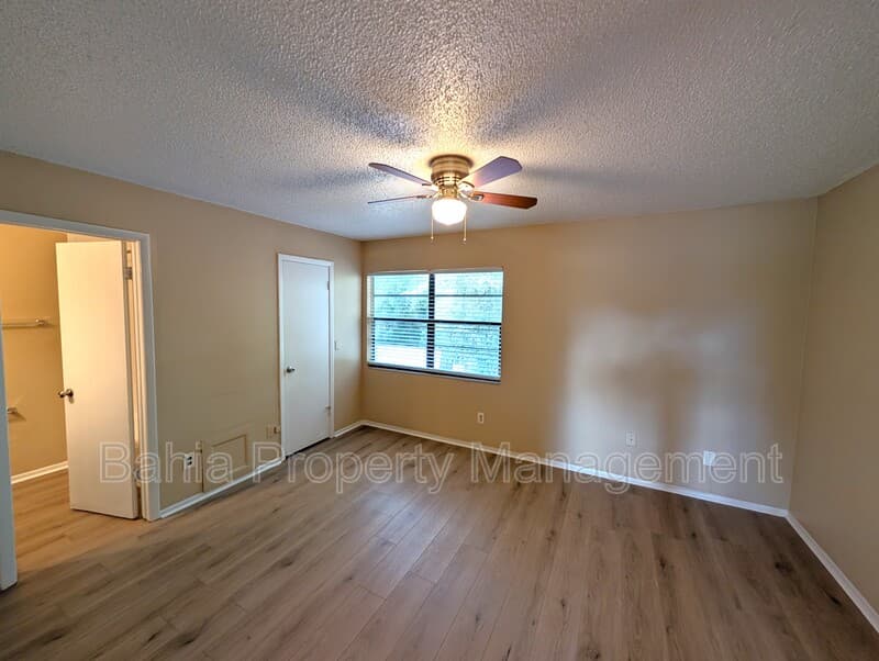 Tampa Townhome: 3441 Oak Trail Ct