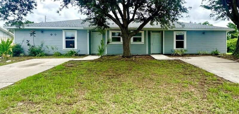 Englewood Condo: 9272 Anita Avenue