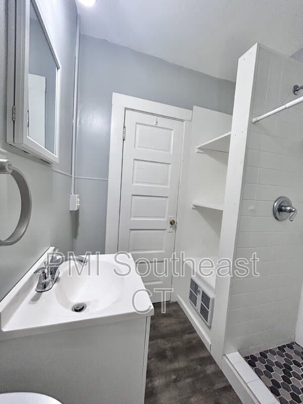 Plainfield Condo: 22 Railroad Ave