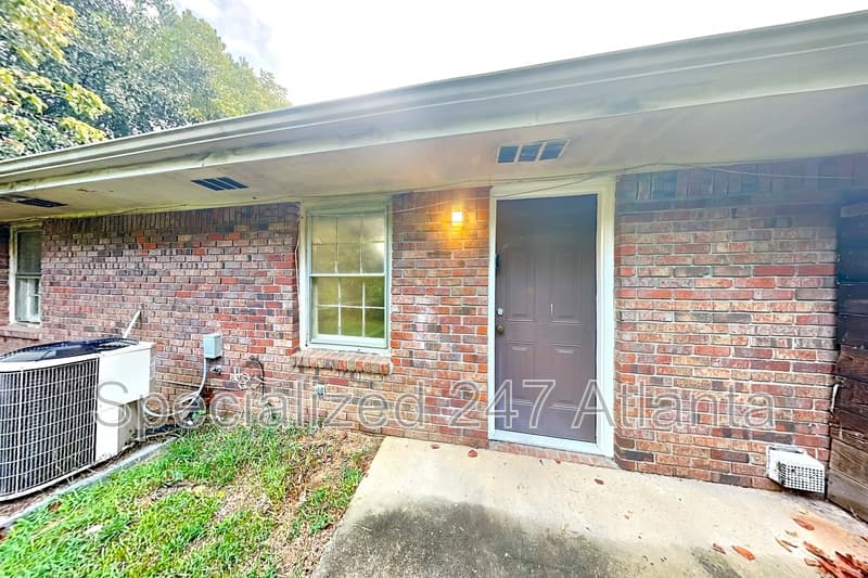 Cartersville House: 17 Fieldstone Ct NW