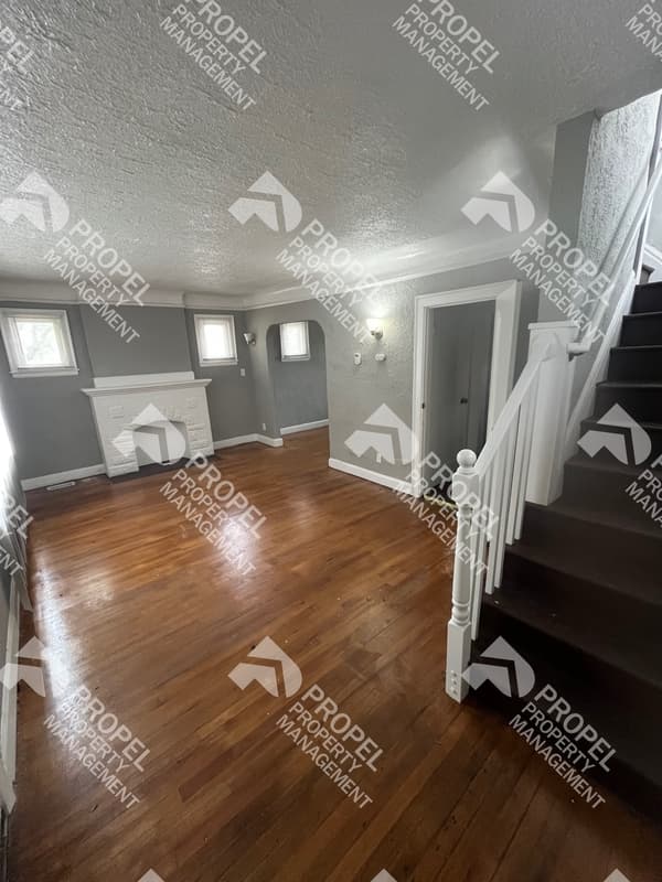 Detroit House: 19269 Hawthorne St.