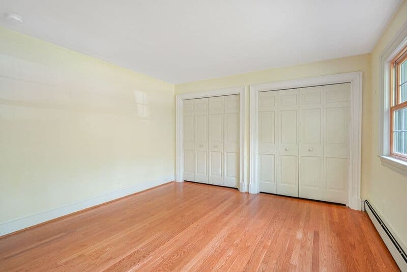 Fredericksburg House: 5 Delahay Dr