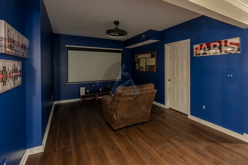 Kennesaw House: 5211 Hadaway Rd NW