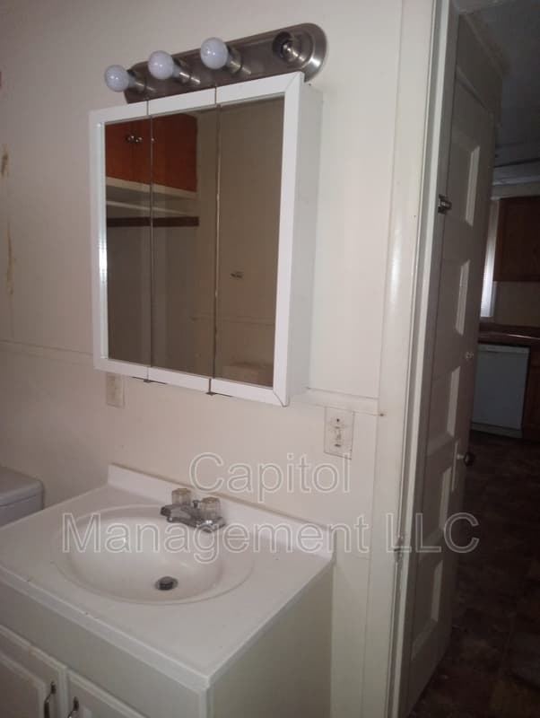 Lansing Condo: 1016 North Capitol Avenue