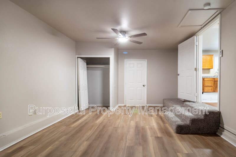 Del City House: 4017 Southeast 23rd Street