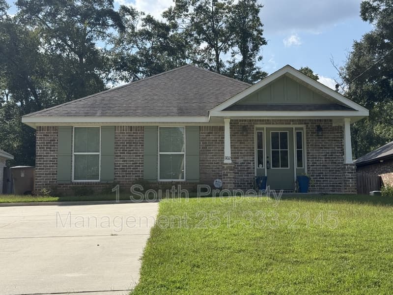 Mobile House: 1102 Pinemont Drive
