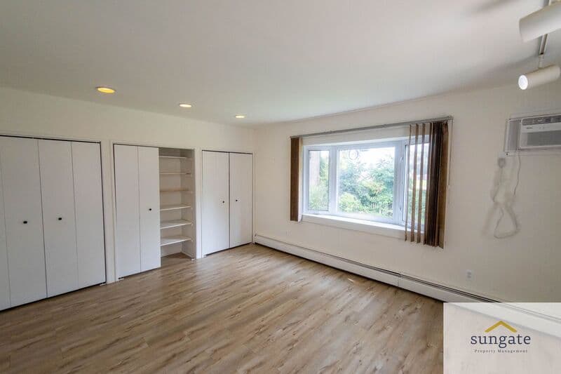 Baltimore House: 7023 Concord Rd