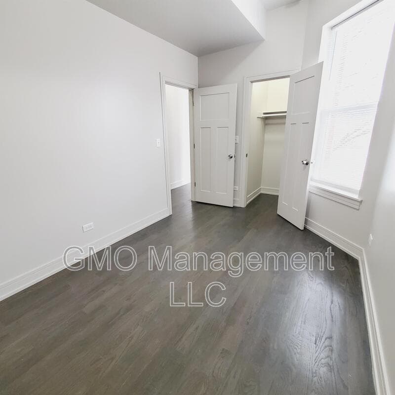 Chicago Condo: 2735 West Flournoy Street