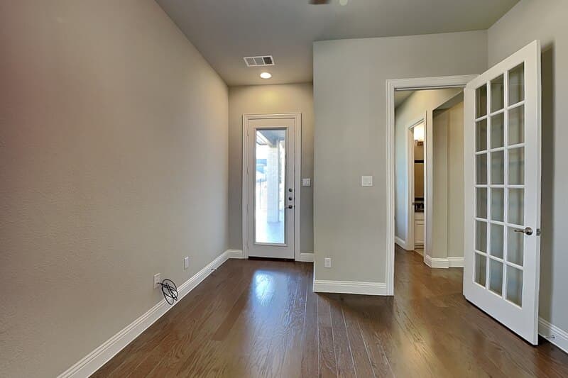 Mckinney House: 7801 Avondale Dr