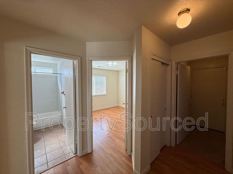 Lathrop House: 15050 Hollyhock Ct